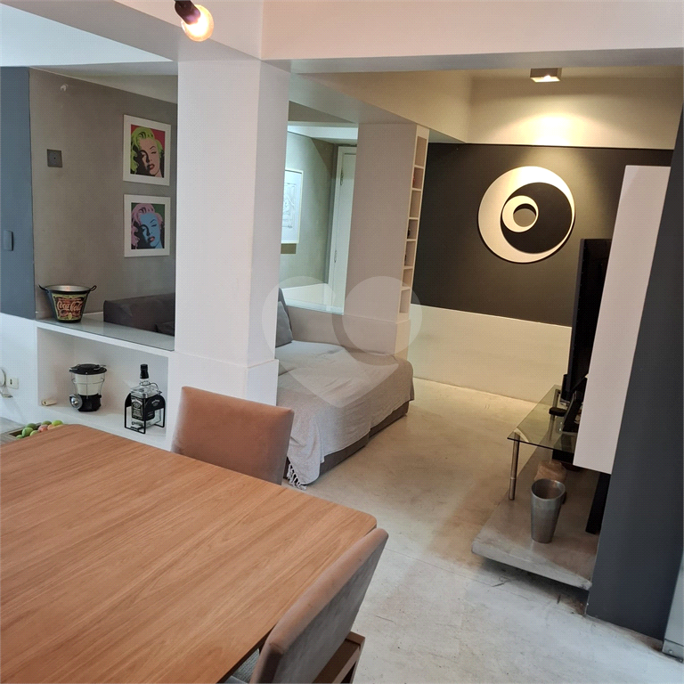 Apartamento Amplo, Reformado e Pronto para Morar!