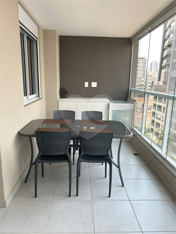 Apartamento para locação You faria Lima