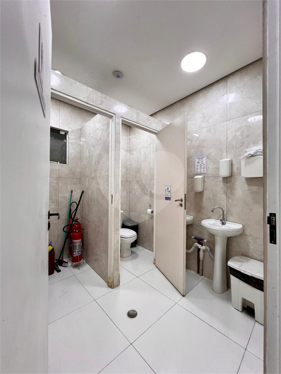 Galpão/salão comercial 