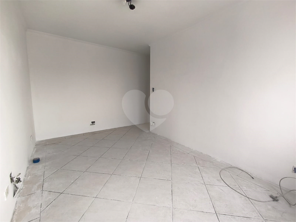 APARTAMENTO em TREMEMBÉ