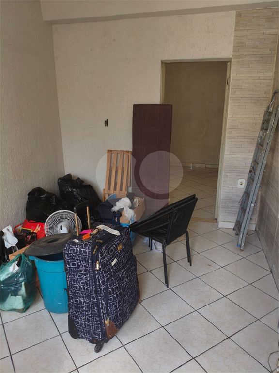 SOBRADO COM 02 CASAS PARA MORADIA E LOCAÇÃO - OTIMA RENTABILIDADE
