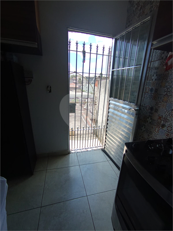 SOBRADO COM 02 CASAS PARA MORADIA E LOCAÇÃO - OTIMA RENTABILIDADE