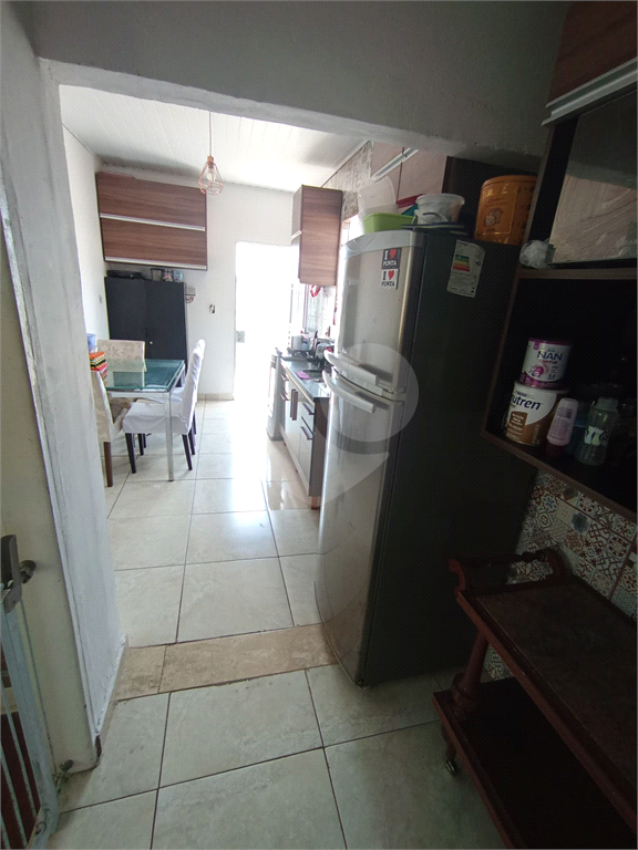 SOBRADO COM 02 CASAS PARA MORADIA E LOCAÇÃO - OTIMA RENTABILIDADE