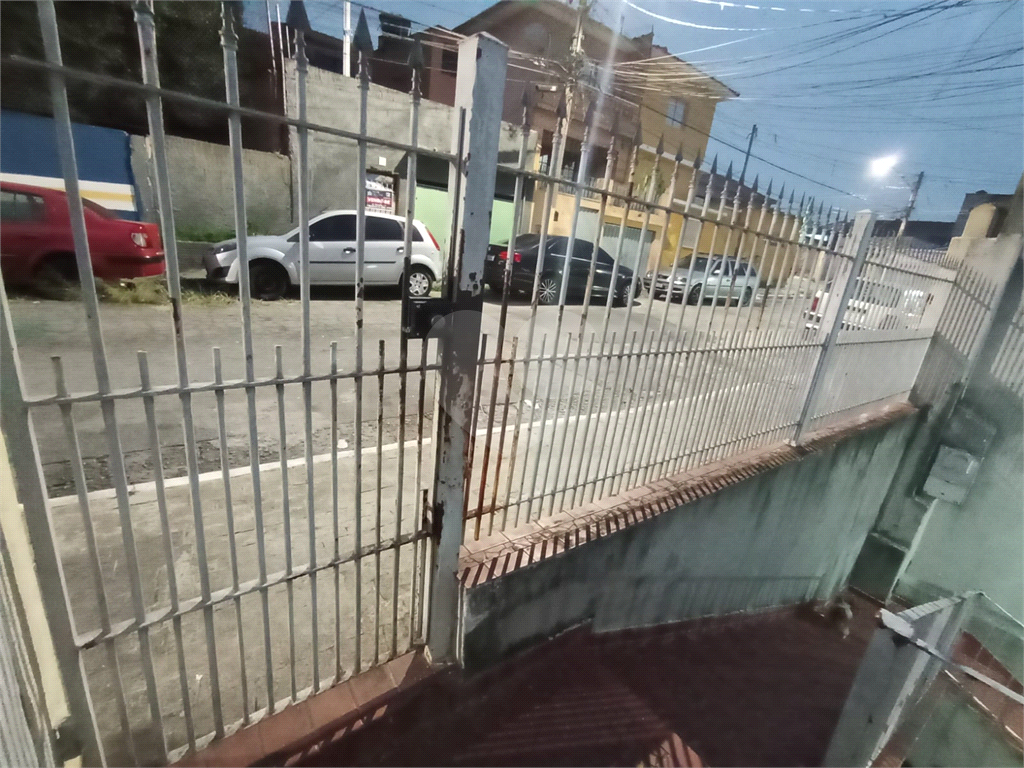 SOBRADO COM 02 CASAS PARA MORADIA E LOCAÇÃO - OTIMA RENTABILIDADE