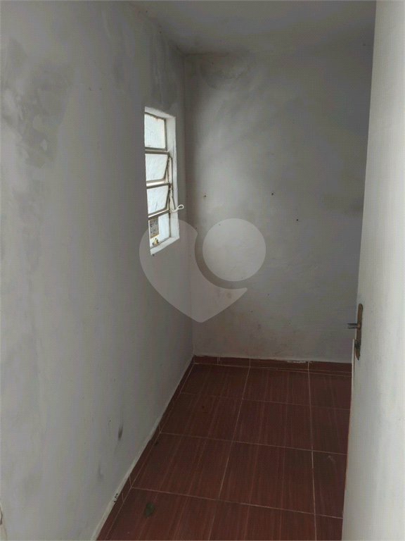 SOBRADO COM 02 CASAS PARA MORADIA E LOCAÇÃO - OTIMA RENTABILIDADE