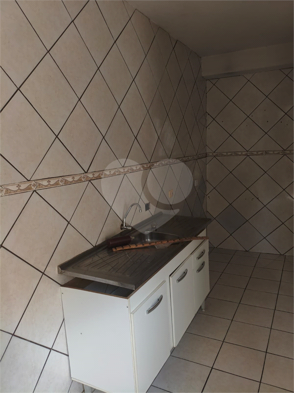 SOBRADO COM 02 CASAS PARA MORADIA E LOCAÇÃO - OTIMA RENTABILIDADE