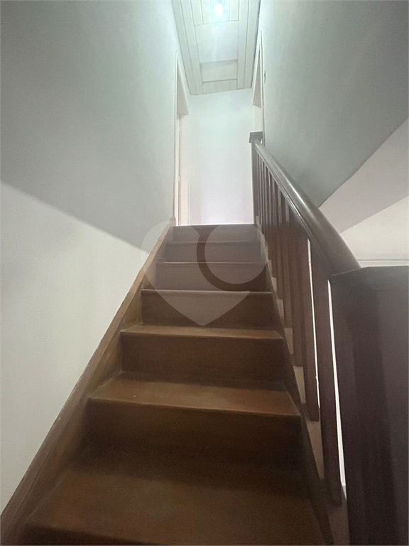 SOBRADO em ÁGUA FRIA