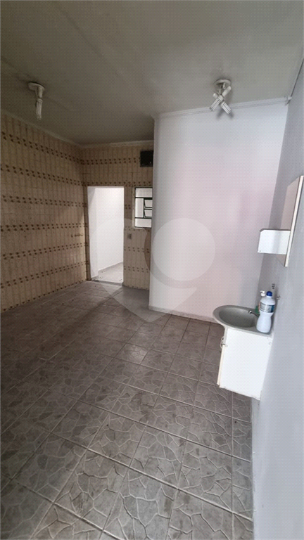 SOBRADO em ÁGUA FRIA