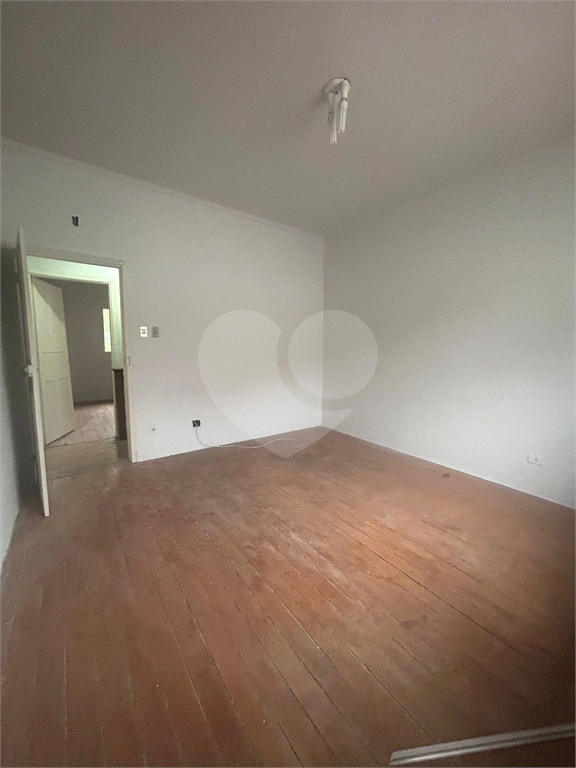 SOBRADO em ÁGUA FRIA