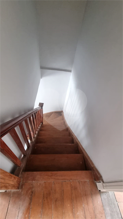 SOBRADO em ÁGUA FRIA