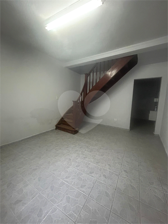 SOBRADO em ÁGUA FRIA