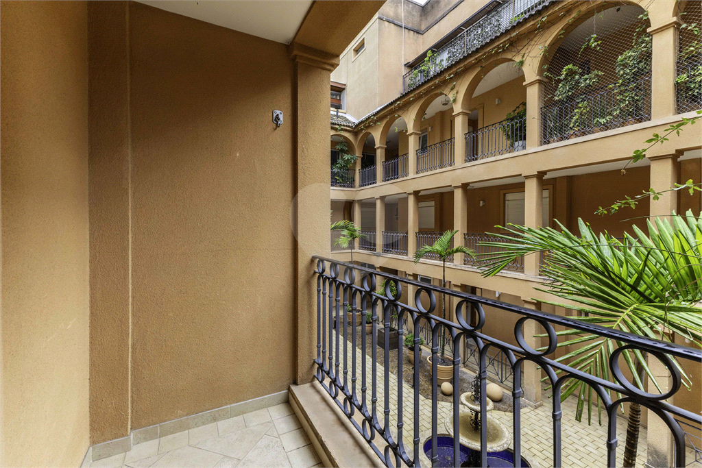 DUPLEX em ALTO DE PINHEIROS