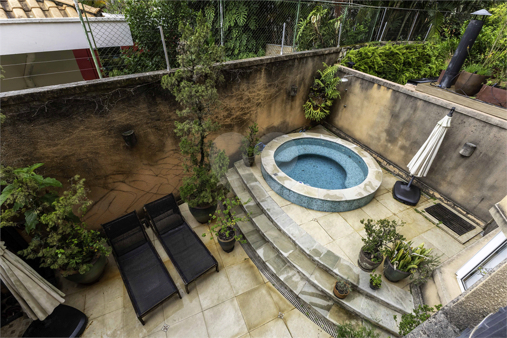 DUPLEX em ALTO DE PINHEIROS