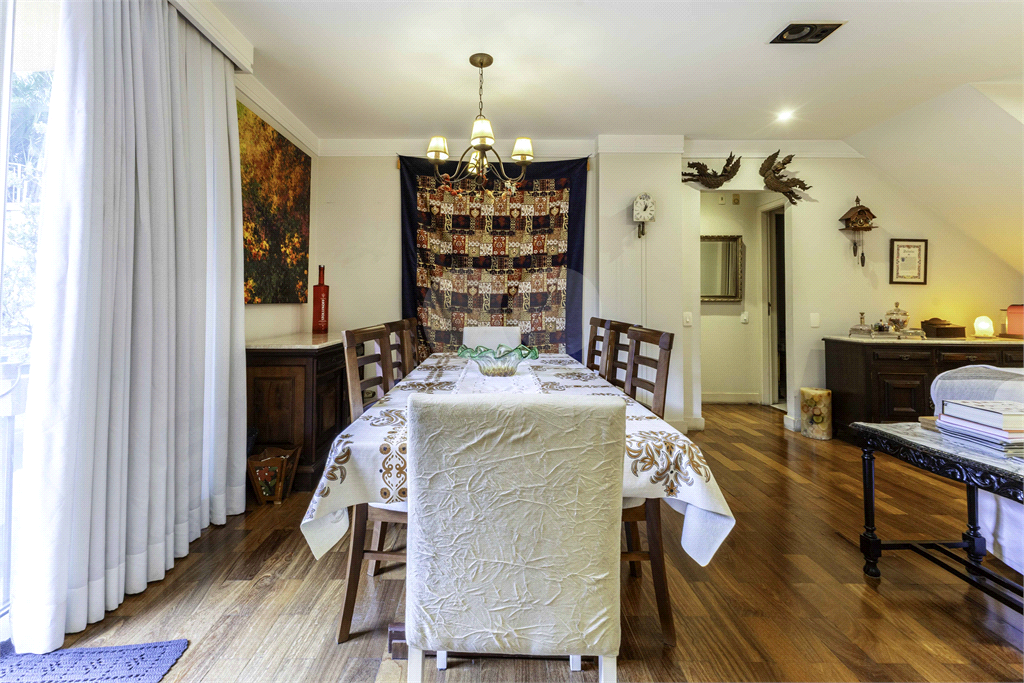 DUPLEX em ALTO DE PINHEIROS