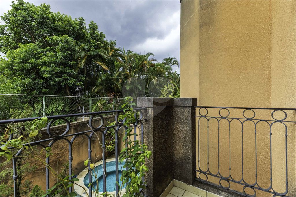 DUPLEX em ALTO DE PINHEIROS