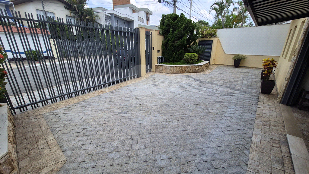 Sobrado venda Jardim França 3 suítes piscina espaço gourmet quintal escritório 5 vagas