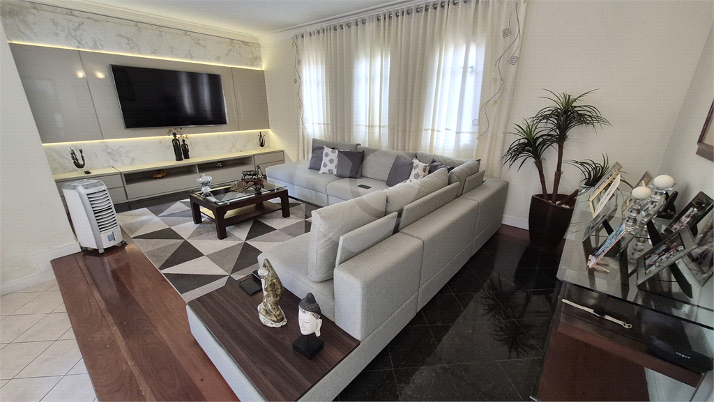 Sobrado venda Jardim França 3 suítes piscina espaço gourmet quintal escritório 5 vagas