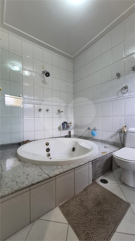 Sobrado venda Jardim França 3 suítes piscina espaço gourmet quintal escritório 5 vagas