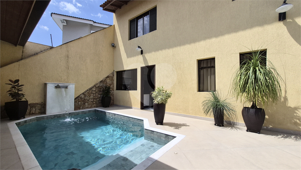 Sobrado venda Jardim França 3 suítes piscina espaço gourmet quintal escritório 5 vagas