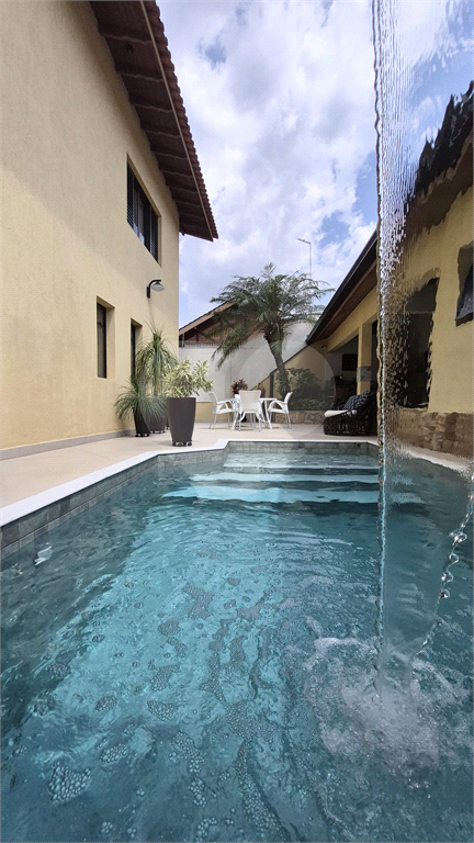 Sobrado venda Jardim França 3 suítes piscina espaço gourmet quintal escritório 5 vagas