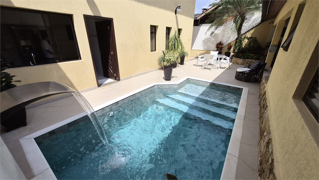 Sobrado venda Jardim França 3 suítes piscina espaço gourmet quintal escritório 5 vagas