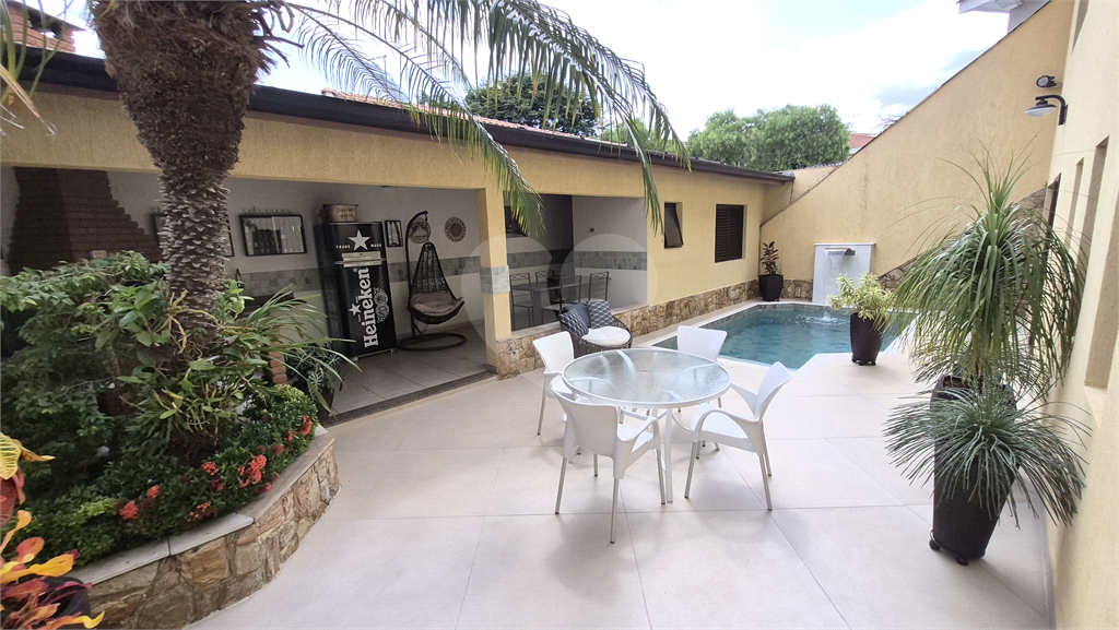 Sobrado venda Jardim França 3 suítes piscina espaço gourmet quintal escritório 5 vagas