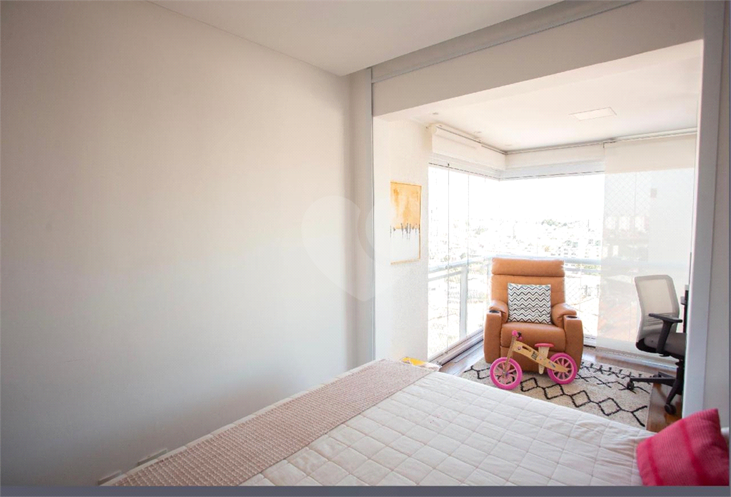 Apartamento com 2 quartos suíte e varanda