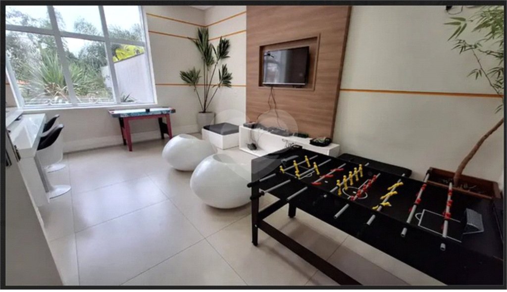 Apartamento com 2 quartos suíte e varanda