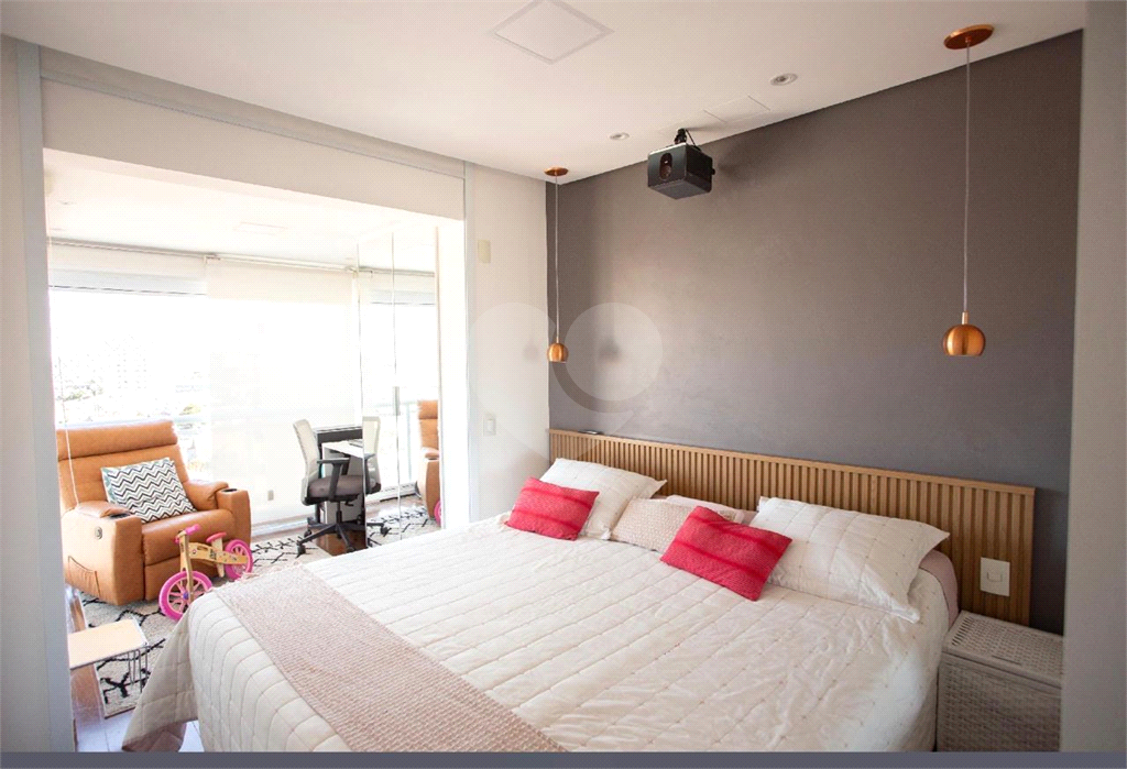 Apartamento com 2 quartos suíte e varanda