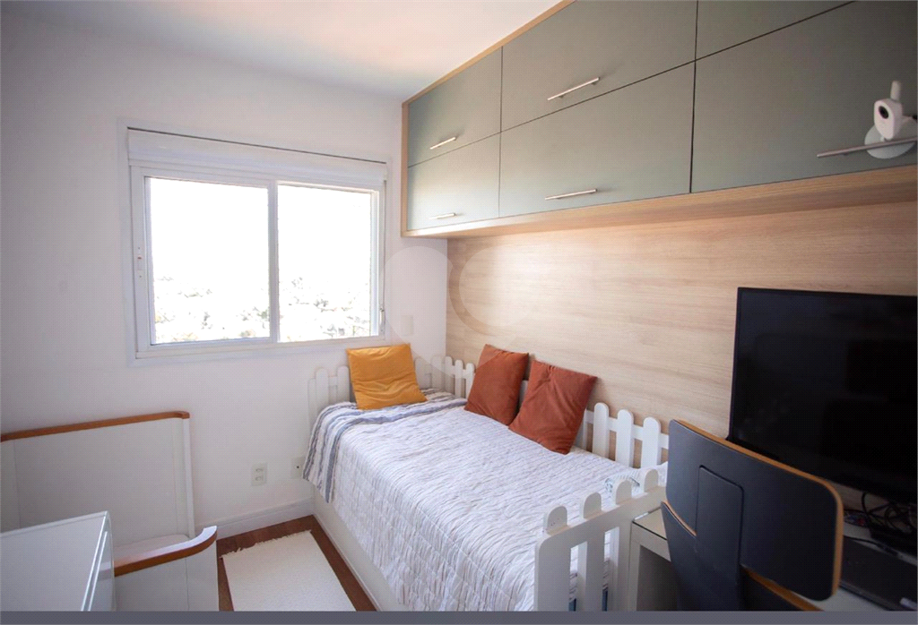 Apartamento com 2 quartos suíte e varanda