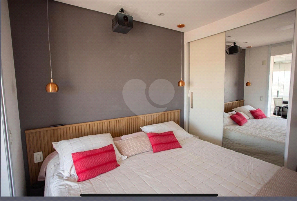 Apartamento com 2 quartos suíte e varanda