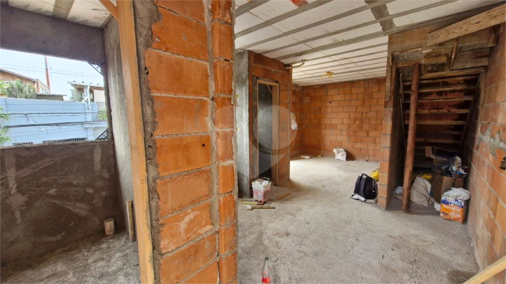 10 minutos do Metrô