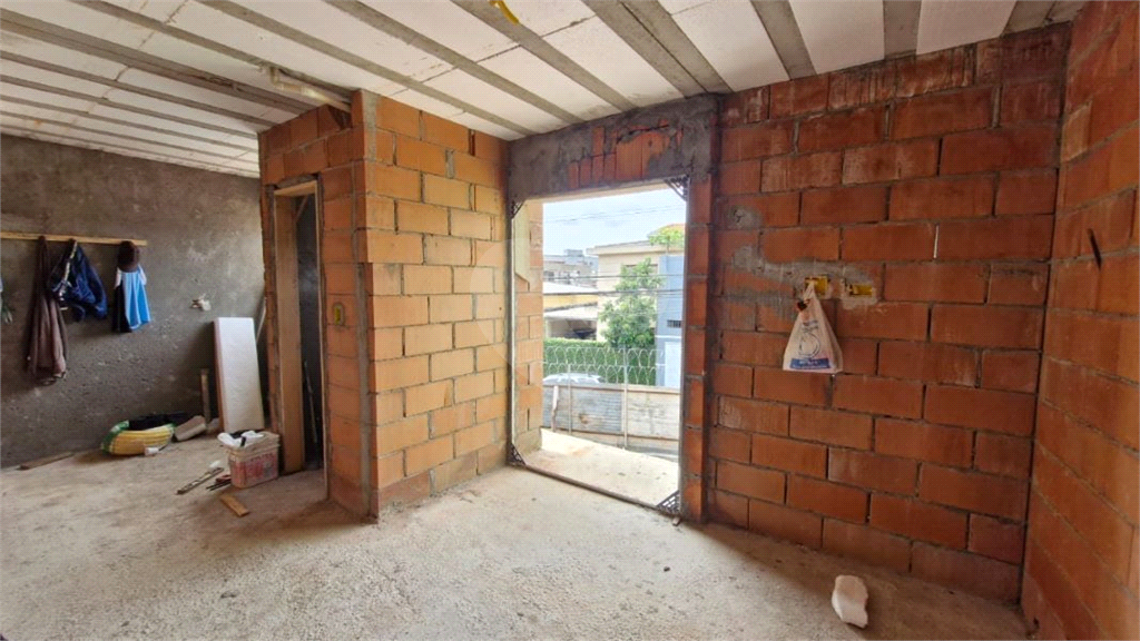 10 minutos do Metrô