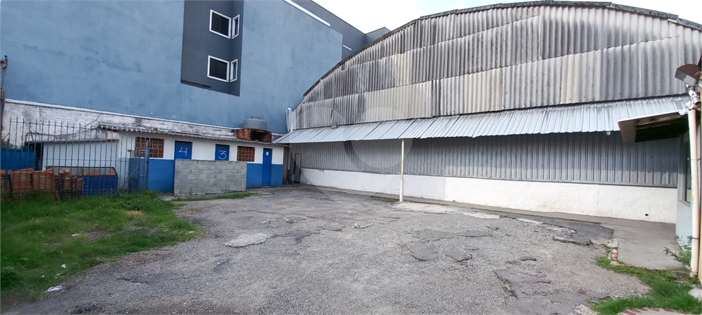 Terreno 1.430 m² | Galpão I Zoneamento Misto | Ótima Localização | Ideal para Construtores!