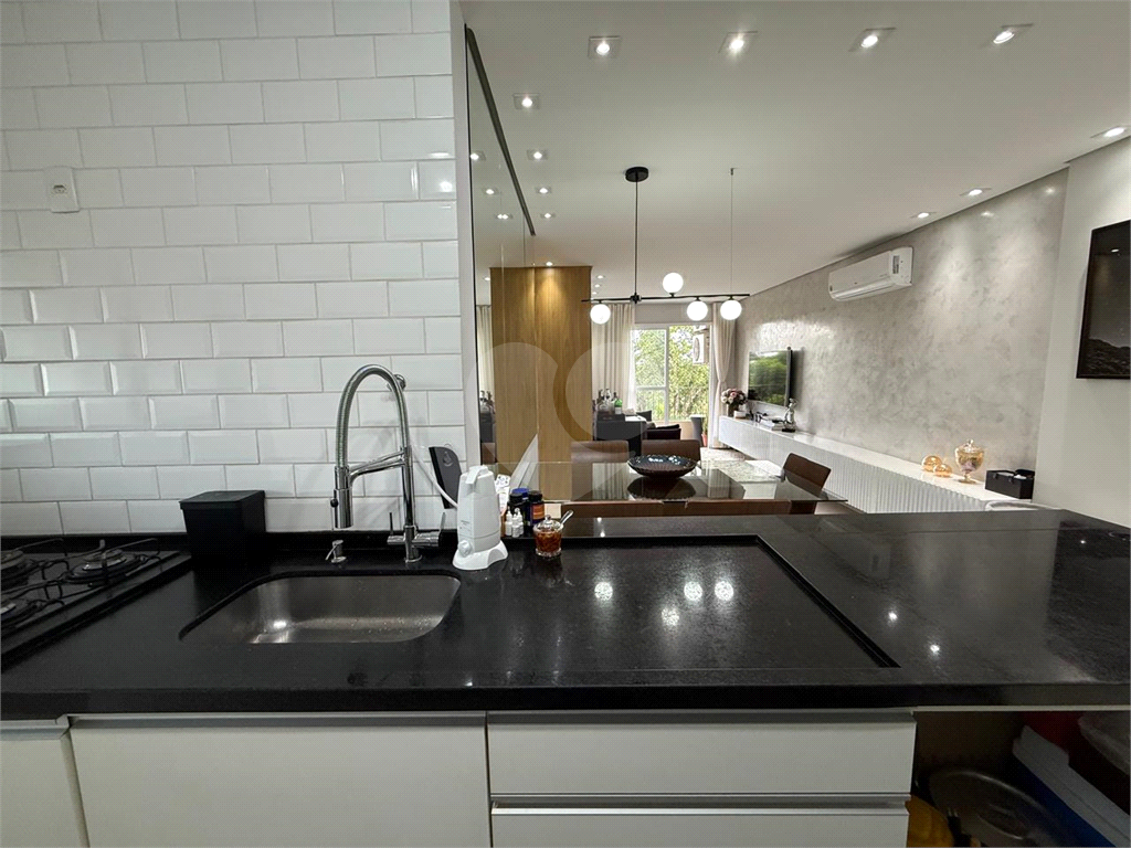 Apartamento 74m² | 2 Dormitórios | Porteira Fechada | Próximo ao Emílio Ribas