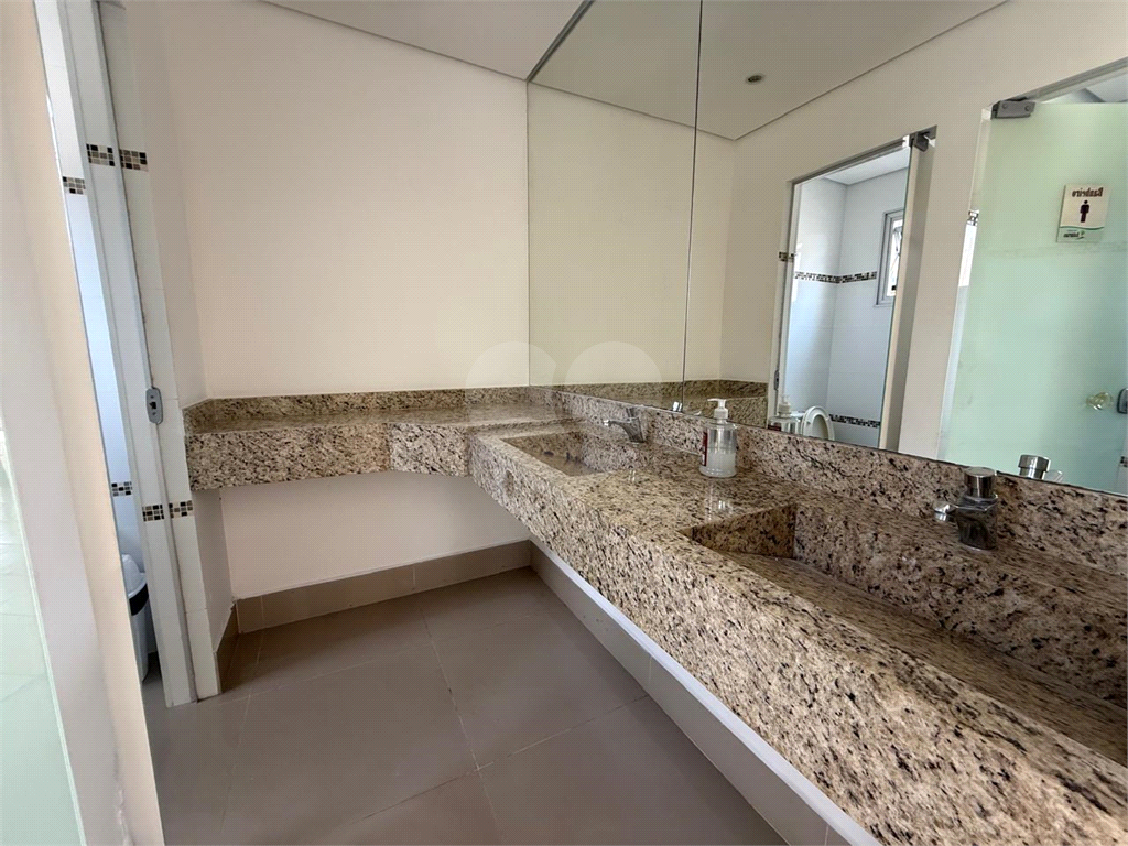 Apartamento 74m² | 2 Dormitórios | Porteira Fechada | Próximo ao Emílio Ribas