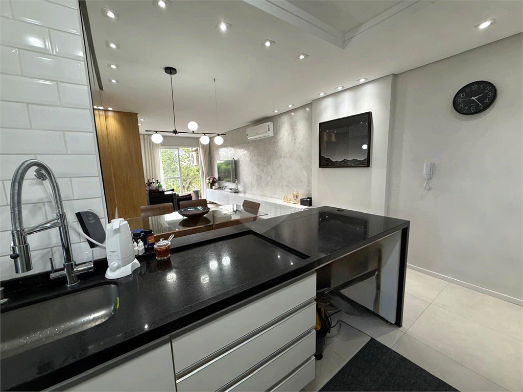 Apartamento 74m² | 2 Dormitórios | Porteira Fechada | Próximo ao Emílio Ribas