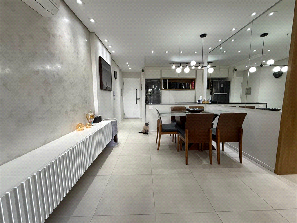 Apartamento 74m² | 2 Dormitórios | Porteira Fechada | Próximo ao Emílio Ribas