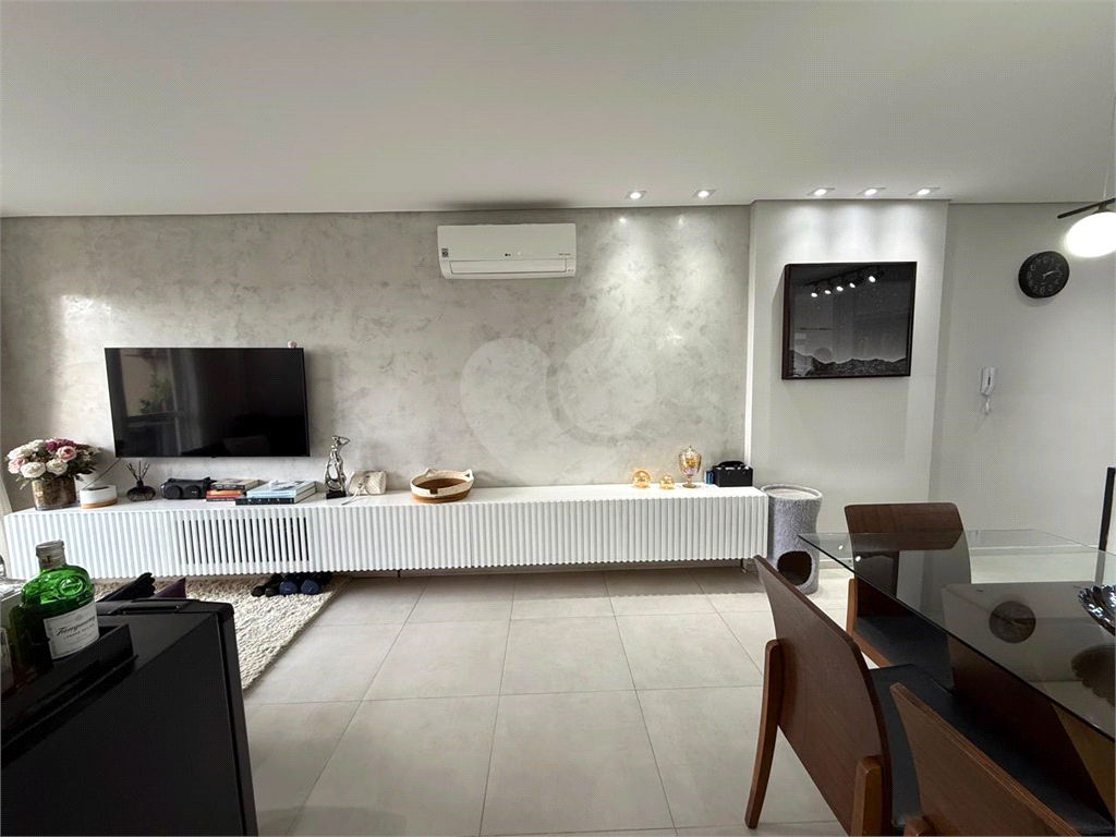 Apartamento 74m² | 2 Dormitórios | Porteira Fechada | Próximo ao Emílio Ribas