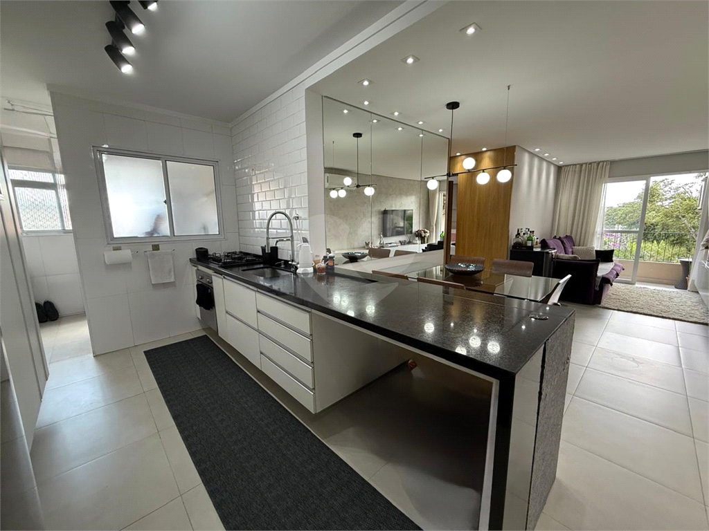 Apartamento 74m² | 2 Dormitórios | Porteira Fechada | Próximo ao Emílio Ribas