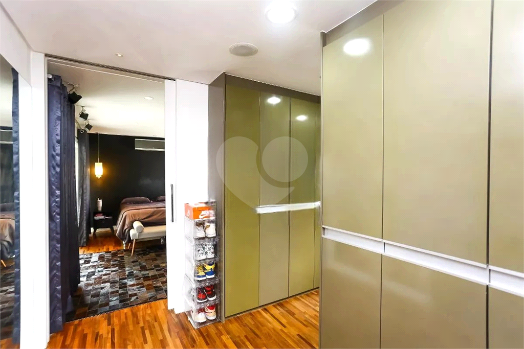 Apartamento à venda com 210m², 2 quartos e 3 vagas