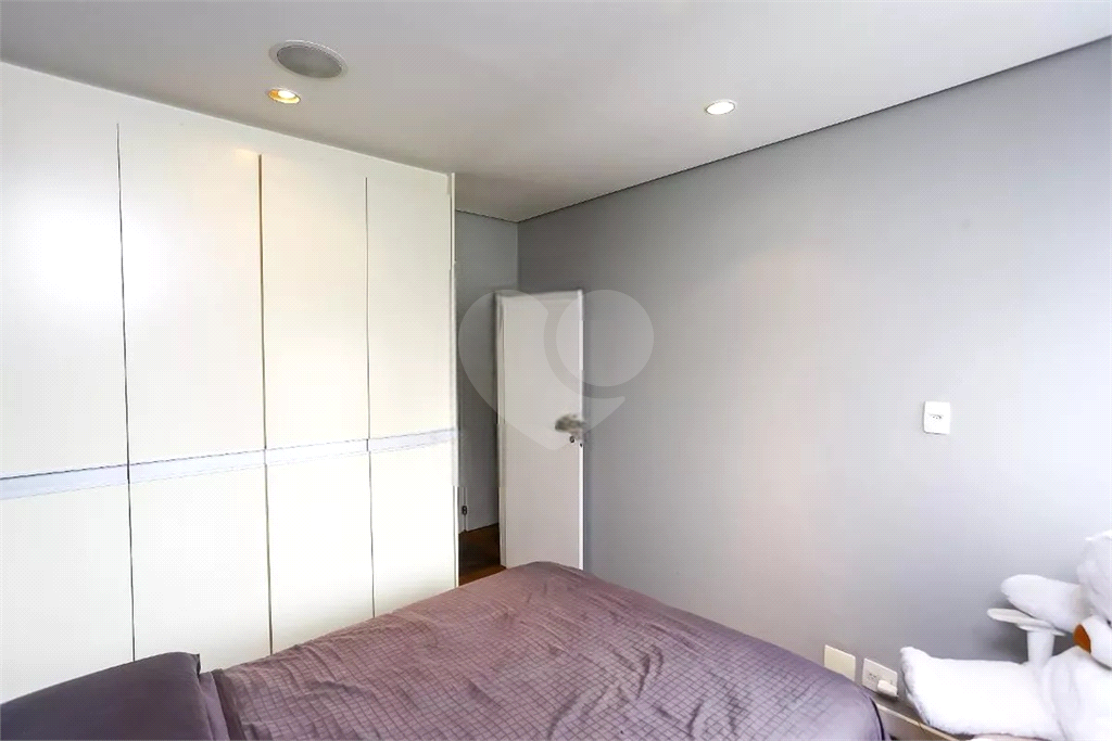 Apartamento à venda com 210m², 2 quartos e 3 vagas