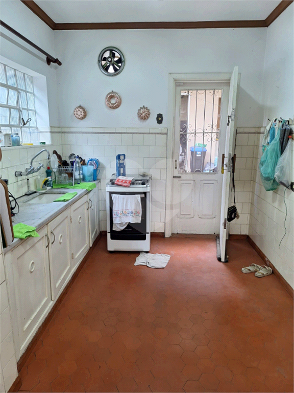 Casa Térrea na Travessa da Avenida Sumaré - Totalmente Térrea 