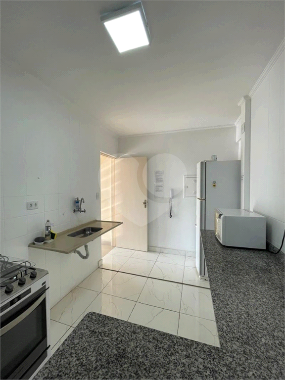 APARTAMENTO em CASA VERDE