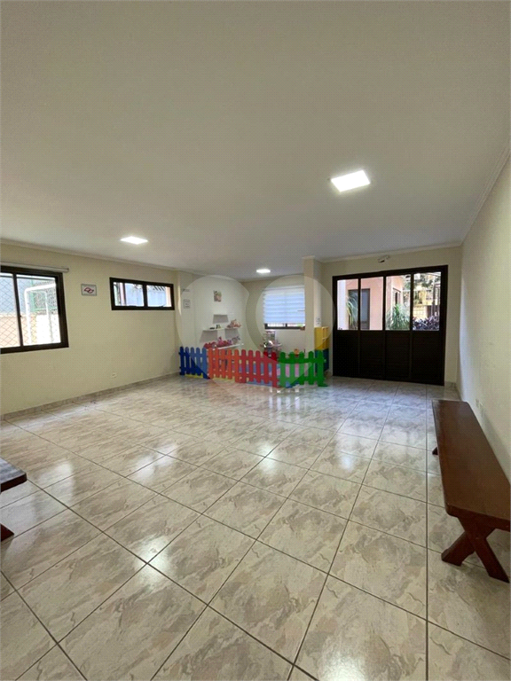 APARTAMENTO em CASA VERDE