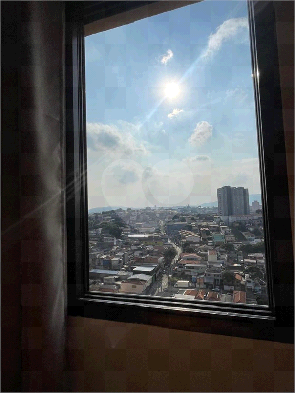 APARTAMENTO em CASA VERDE