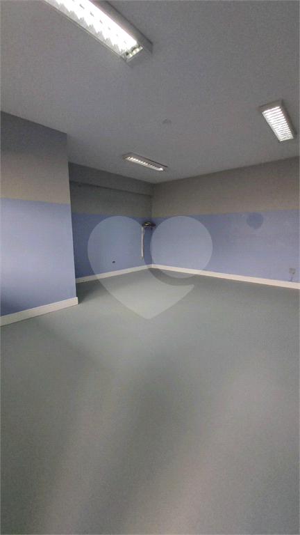 PRÉDIO COMERCIAL INSTITUCIONAL – 5 PAVIMENTOS – ELEVADOR – AVCB – DUAS FRENTES – VILA NOVA CACHOEIRINHA
