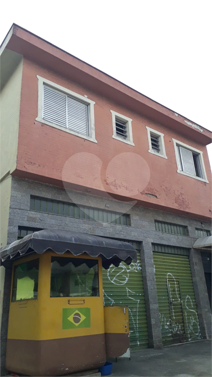 Residencial/comercial a venda em Socorro