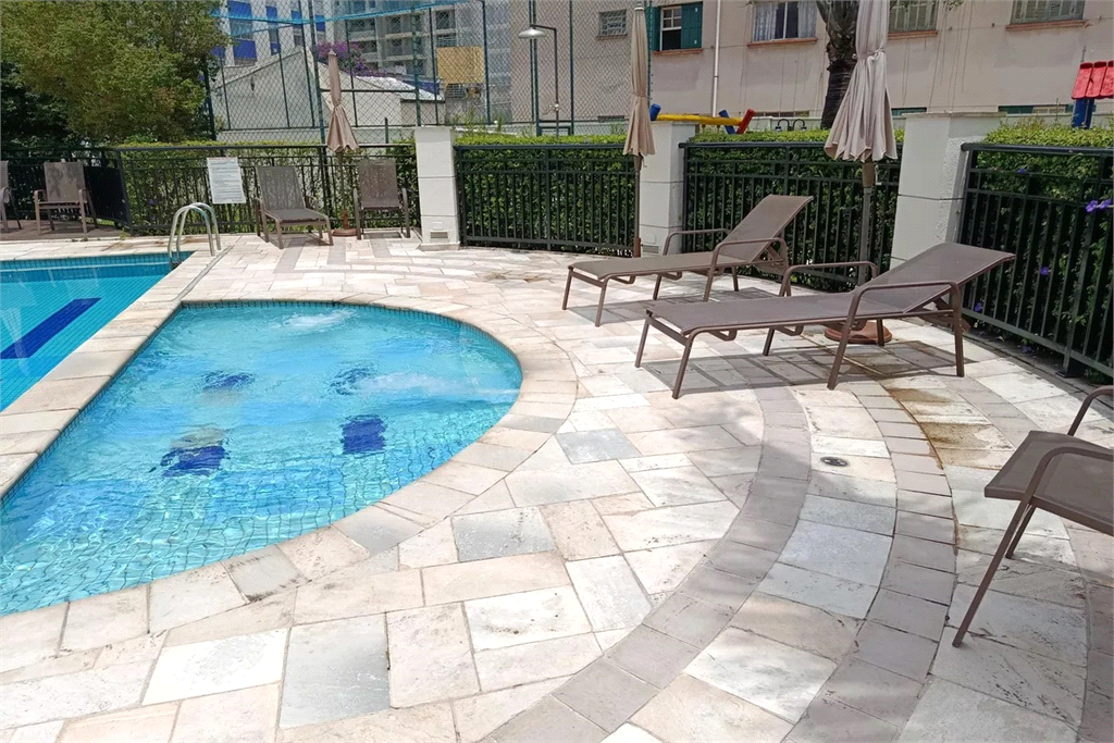 Apartamento à venda com 60m², 2 quartos e 1 vaga Pnheiros