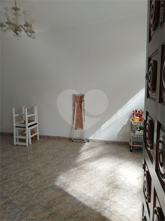 Sobrado 2 Dormitórios, Edícula, 2 Vagas. Edu chaves 